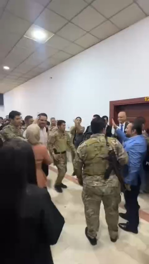 جلسه محاکمه شاسوار عبدالواحد به تعویق افتاد