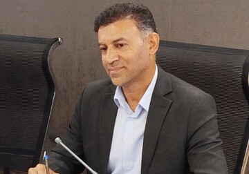 گمرک ایلام باید از نقطه صفر مرزی جدا باشد / مرز مهران نخستین مرز مسافری کشور 