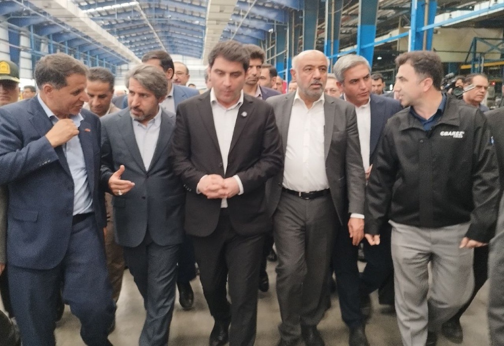اشتغال‌زایی ۱۵۰۰ نفری در کارخانه لاستیک بارز کردستان با اجرای طرح توسعه