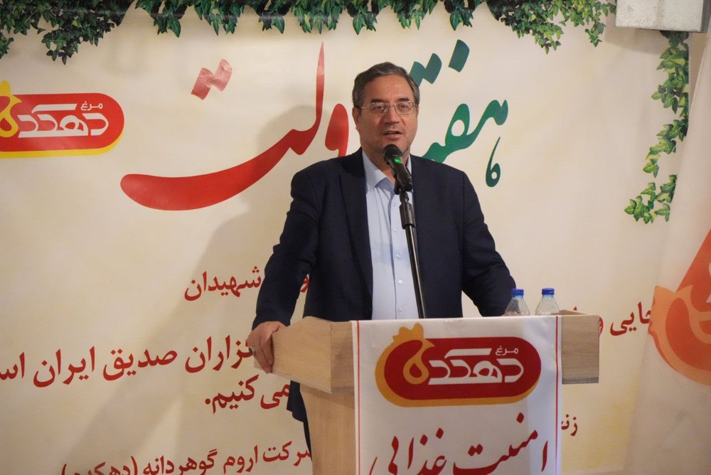شهرداری‌ها از ظرفیت منطقه آزاد ماکو برای نوسازی ناوگان استفاده کنند