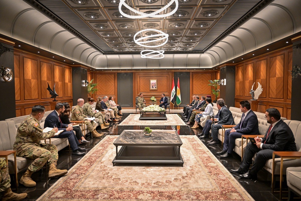 دیدار نچیروان بارزانی و مسرور بارزانی با فرمانده سنتکام