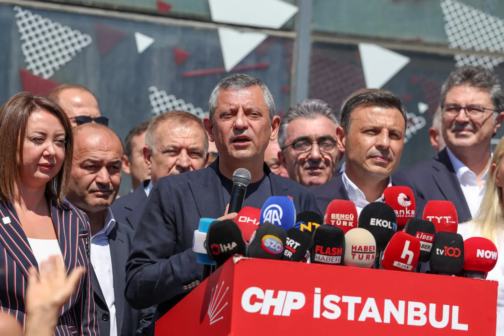 دادگاه استانبول رئیس استانی CHP را برکنار کرده و به جای او رئیس انتصابی گمارد