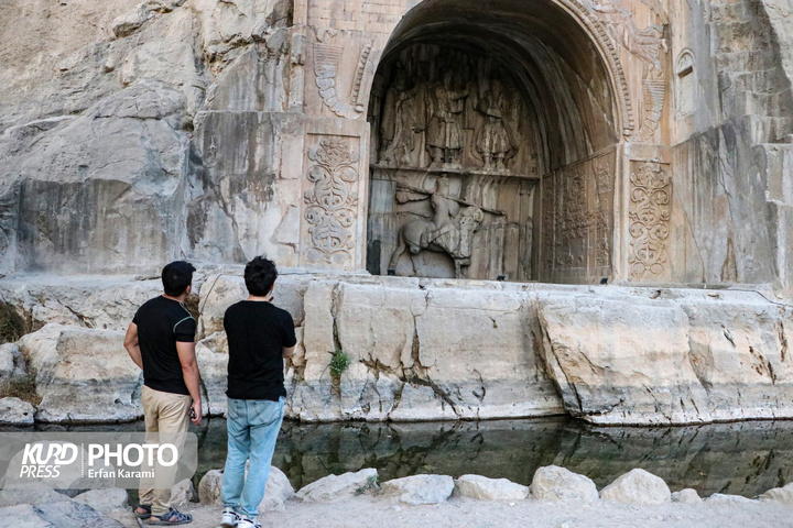 طاق بستان؛ نگین سنگی تاریخ ایران در دل کرمانشاه / عکاس : عرفان کرمی