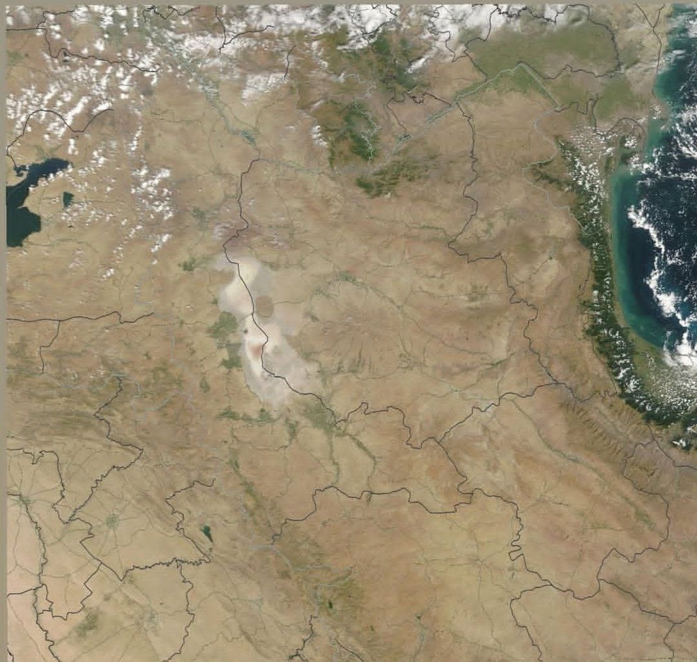 مدیریت نادرست منابع آبی معیشت مردم را قربانی احیای ناقص دریاچه ارومیه می کند