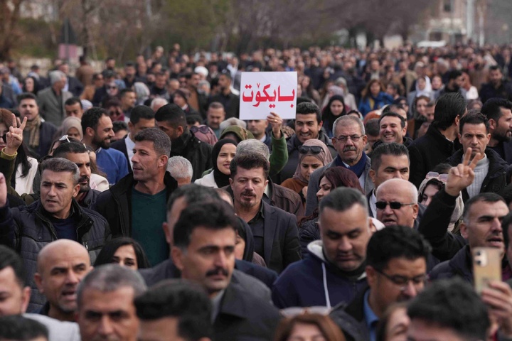 مامۆستایانی ناڕازیی: کێشەی مووچە چارەسەر نەکرێت بایکۆت دەکەین