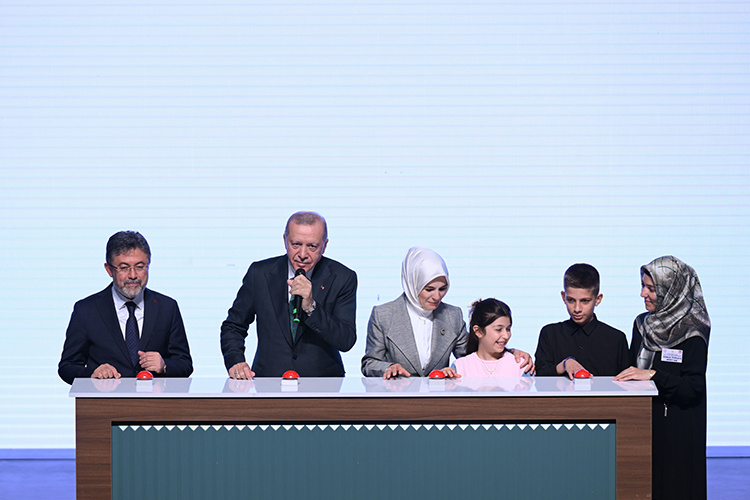 اردوغان: ما در این سرزمین مهمان یا اشغالگر نیستیم؛ صاحبخانهایم و هزار سال است اینجاییم