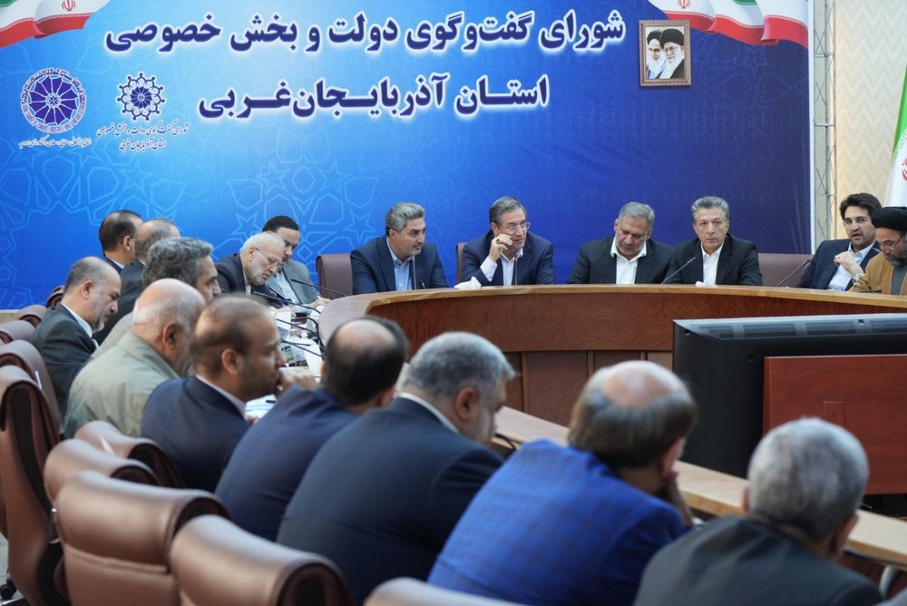تبادل سالانه ١٩ میلیارد دلاری در مرزهای آذربایجان غربی/ سهم مرزنشینان ناچیز است