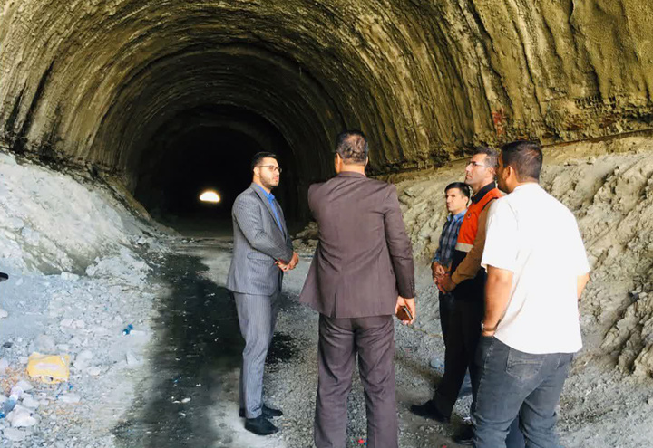 تکمیل پروژه نیمه تمام تونل محور سنندج – کامیاران پیگیری قضایی می شود