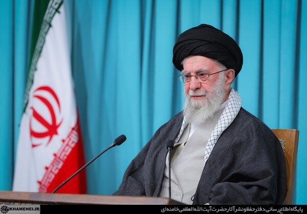 رهبر  انقلاب: مذاکره‌ای که آمریکا  نتیجه آن را مشخص و دیکته کند، ‌بی فایده است 