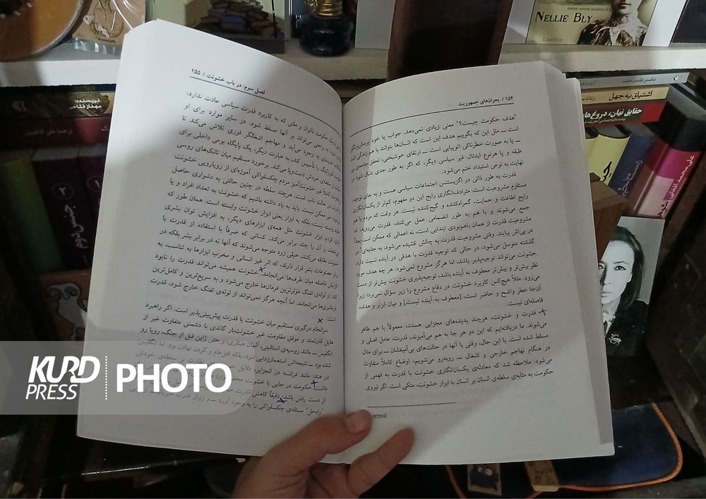 بحران های جمهوریت؛ پشت پرده ای از سیاست