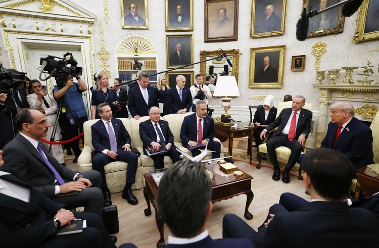 امضای تفاهمنامه همکاری راهبردی هستهای غیرنظامی میان ترکیه و آمریکا