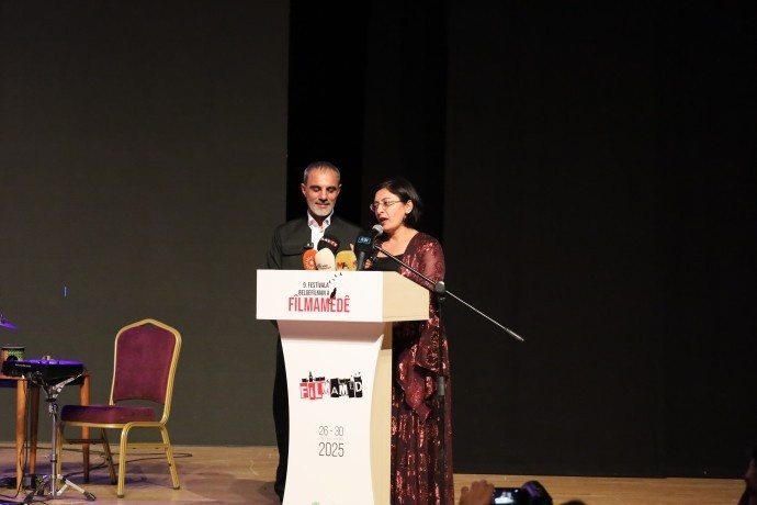 آغاز نهمین جشنواره فیلم مستند «فیلم آمد» با نمایش مستند «ژینوار» در دیاربکر+ فیلم و تصاویر