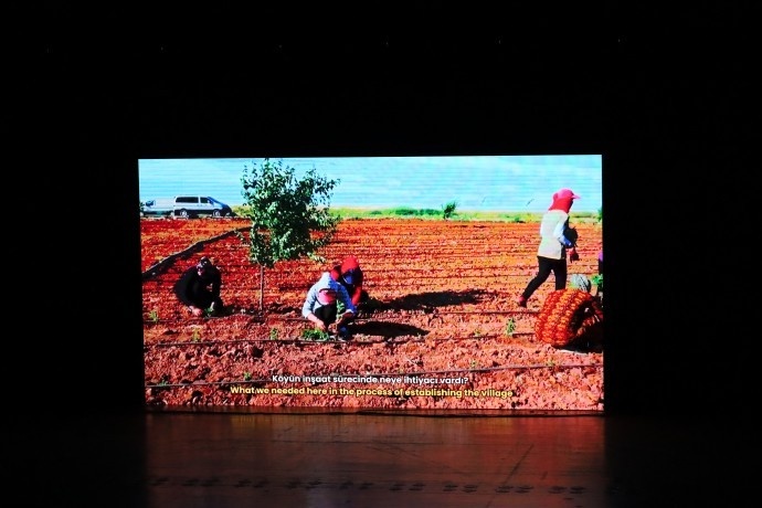 آغاز نهمین جشنواره فیلم مستند «فیلم آمد» با نمایش مستند «ژینوار» در دیاربکر+ فیلم و تصاویر