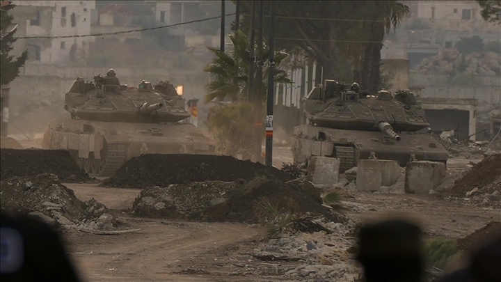 پیشروی نظامیان اسرائیلی در روستای صیدای قنیطره واقع در جنوب سوریه