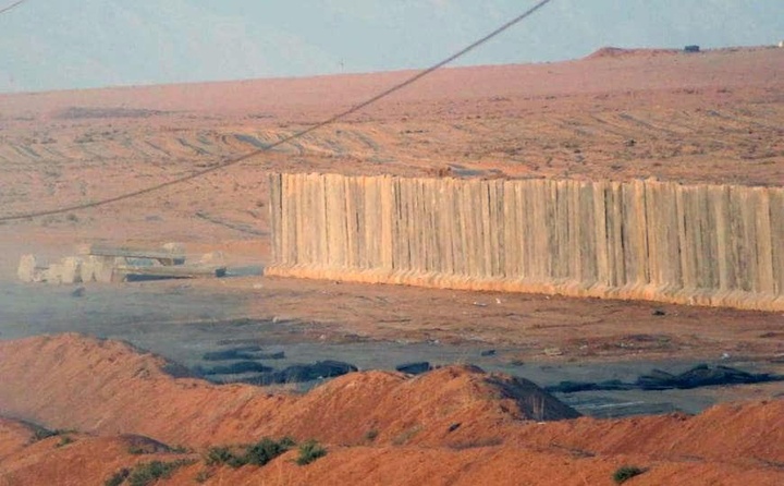 Iraq confirms oversight of border wall construction with Syria 