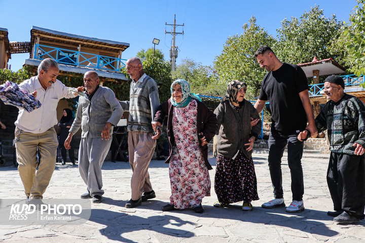 تور گردشگری سالمندان / عکاس : عرفان کرمی