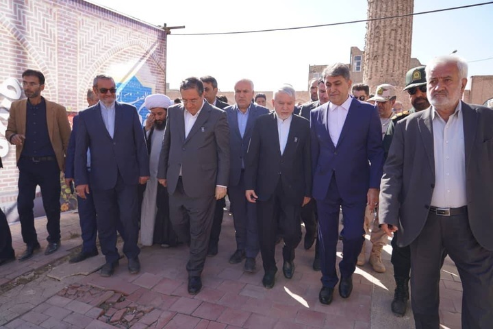 وزیر میراث فرهنگی: آذربایجان غربی می‌تواند قطب فرهنگی برای جهانیان باشد