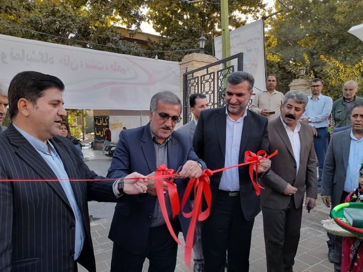 جشنواره و نمایشگاه «نان، سنت، طعم» در قلعه والی ایلام گشایش یافت