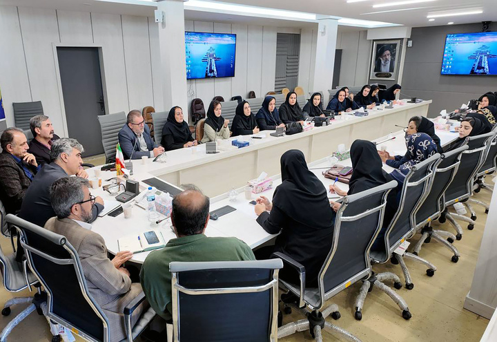 زنان در مدیریت محلی نقش آفرین توسعه پایدار هستند