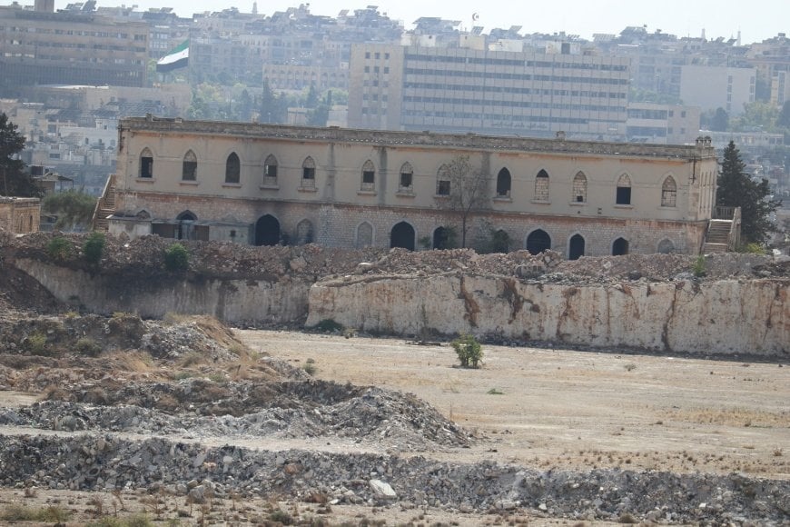 تصاویری از استقرار نیروهای دولت موقت سوریه در اطراف محلات کُردنشین حلب