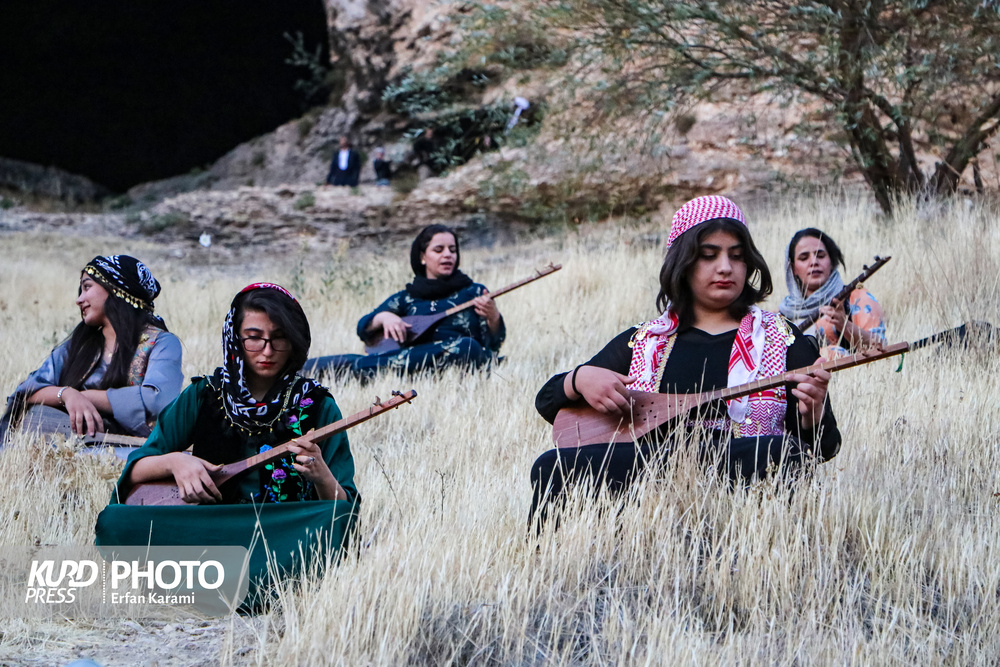 ڕێوڕەسمی ساڵوەگەڕی جەژنی میرەگان لە کەرەفتوو+وێنە