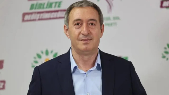 در حال حاضر برنامه تغییر قانون اساسی و حمایت از اردوغان در انتخابات آتی روی میز ما نیست