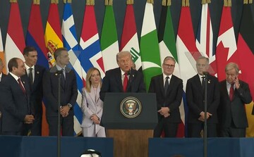 ترامپ: عراق نفت زیادی دارد اما نمی‌داند با آن چه‌ کار کند