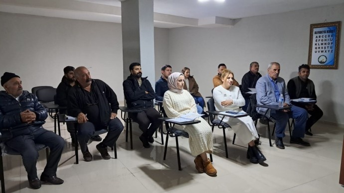 آغاز دورههای آموزش زبان کردی در چِرکِزکوی تکیرداغ + فیلم