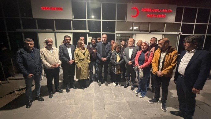 حسین آیکول که همه زندگی اش به مبارزه برای احقاق حقوق کُردها گذشته، دچار خونریزی مغزی شد