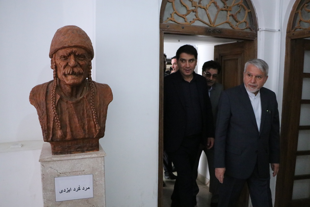 بازدید وزیر میراث فرهنگی از جاذبه‌های تاریخی سنندج