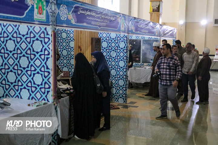 افتتاحیه چهل و هشتمین دوره مسابقات کشوری قرآن کریم در سنندج/عکاس : عرفان کرمی