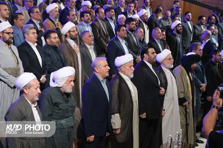 افتتاحیه چهل و هشتمین دوره مسابقات کشوری قرآن کریم در سنندج/عکاس : عرفان کرمی