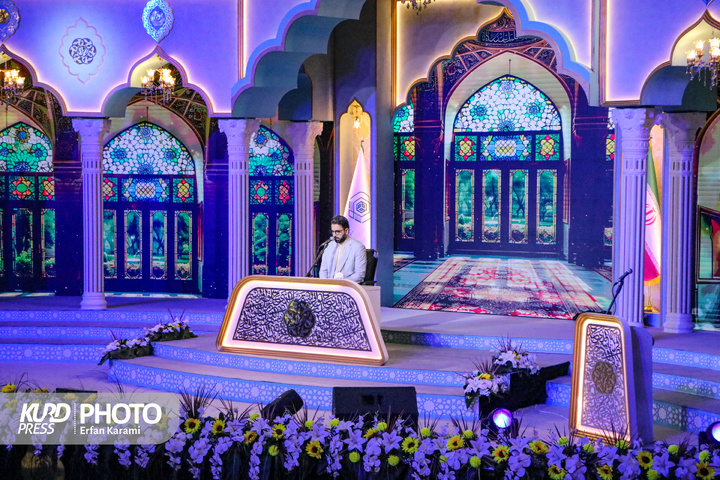 افتتاحیه چهل و هشتمین دوره مسابقات کشوری قرآن کریم در سنندج/عکاس : عرفان کرمی