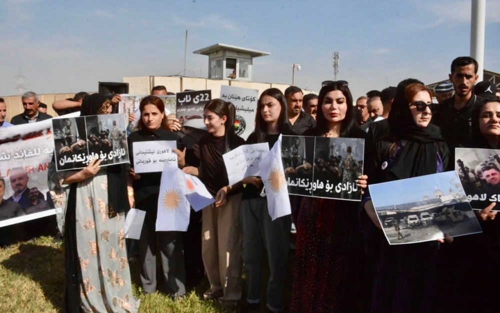 تجمع هواداران لاهور طالبانی و خانواده بازداشتشدگان لالهزار مقابل سازمان ملل در اربیل