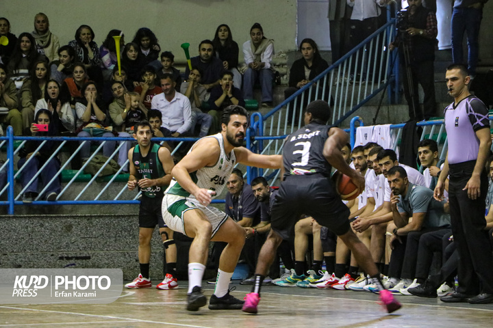 سوپر لیگ بسکتبال کشور ، پاس کردستان -طبیعت تهران/ عکاس : عرفان کرمی