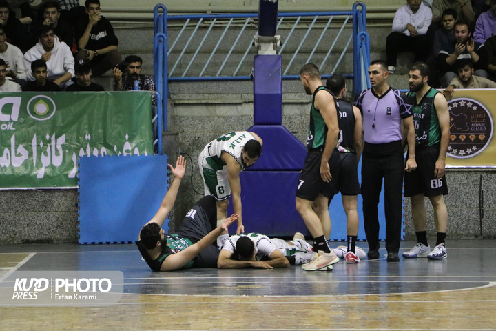 سوپر لیگ بسکتبال کشور ، پاس کردستان -طبیعت تهران/ عکاس : عرفان کرمی