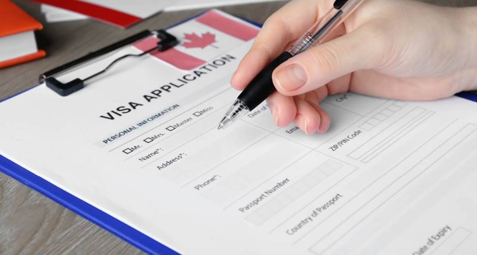 ویزای شینگن یا کانادا؛ کدامیک برای سفر توریستی مناسبتر است؟