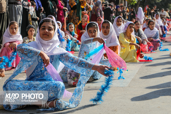 افتتاحیه هجدهمین دوره تئاتر خیابانی مریوان / عکاس : عرفان کرمی