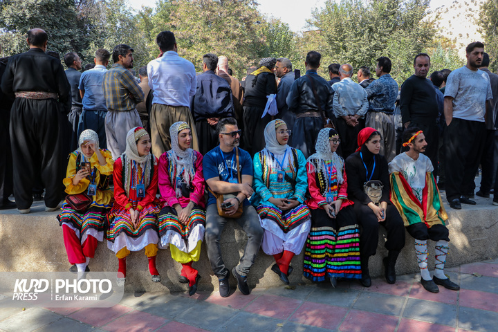 افتتاحیه هجدهمین دوره تئاتر خیابانی مریوان / عکاس : عرفان کرمی
