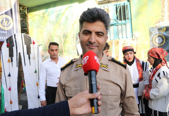 نمایش «مرثیه‌خان»، روایتی از عشق و ایستادگی؛ گفت‌وگو با جمشید خسروی، هنرمند بختیاری