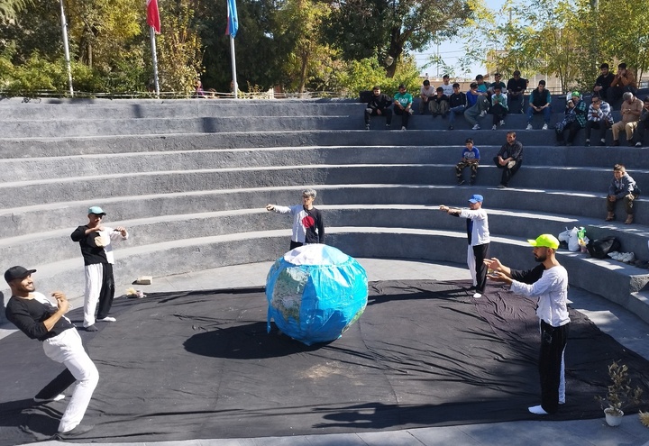 می‌خواستیم یادآوری کنیم می‌شود جور دیگری هم زندگی کرد