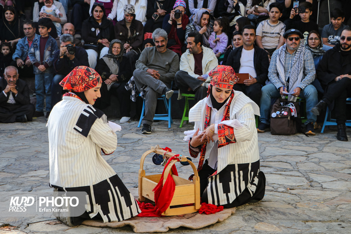 روز اول هجدهمین دوره جشنواره بین المللی تئاتر خیابانی مریوان / عکاس : عرفان کرمی