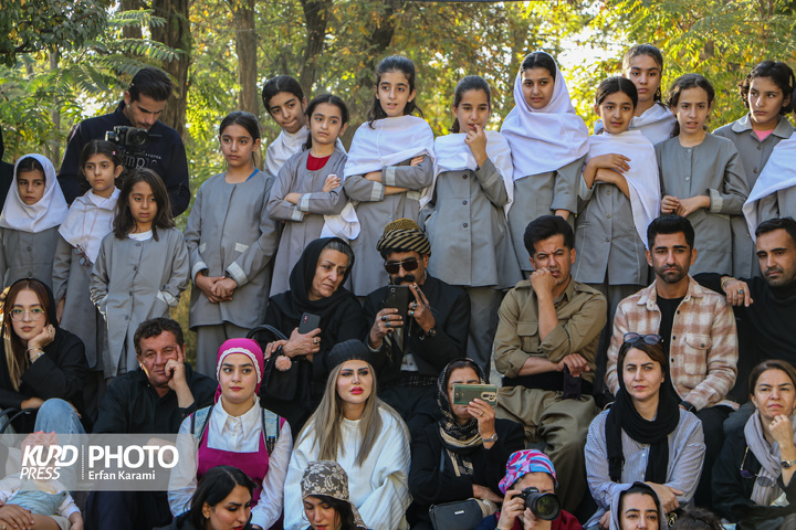 روز اول هجدهمین دوره جشنواره بین المللی تئاتر خیابانی مریوان / عکاس : عرفان کرمی
