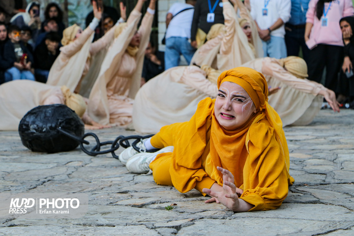 روزسوم هجدهمین دوره جشنواره بین المللی تئاتر خیابانی مریوان / عکاس : عرفان کرمی