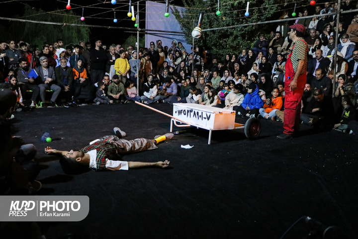 روزسوم هجدهمین دوره جشنواره بین المللی تئاتر خیابانی مریوان / عکاس : عرفان کرمی