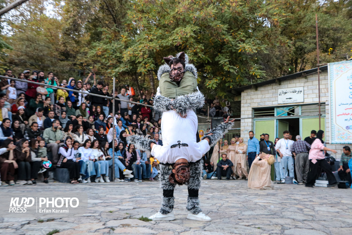 روزسوم هجدهمین دوره جشنواره بین المللی تئاتر خیابانی مریوان / عکاس : عرفان کرمی