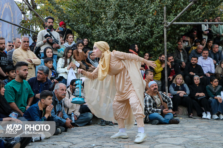 روزسوم هجدهمین دوره جشنواره بین المللی تئاتر خیابانی مریوان / عکاس : عرفان کرمی