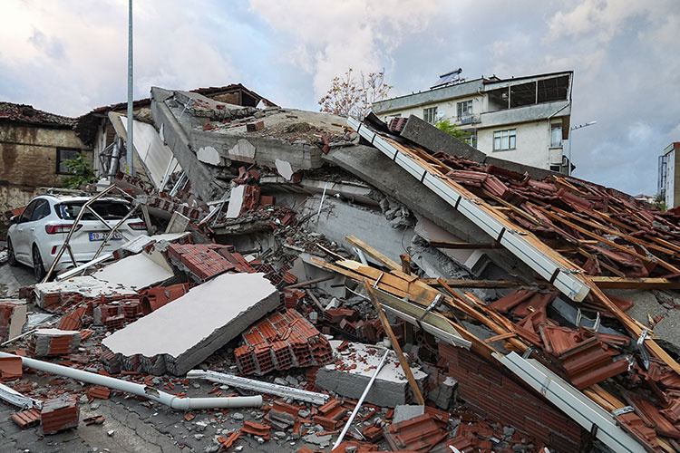 استانبول باز هم لرزید؛ زمینلرزه ۶.۱ ریشتری به مرکزیت بالیکاسیر در استانبول نیز حس شد