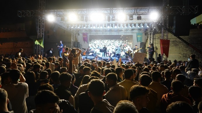 جشن زیتون در دیرک با حضور هزاران تن و درخواست آزادی برای اوجالان برگزار شد