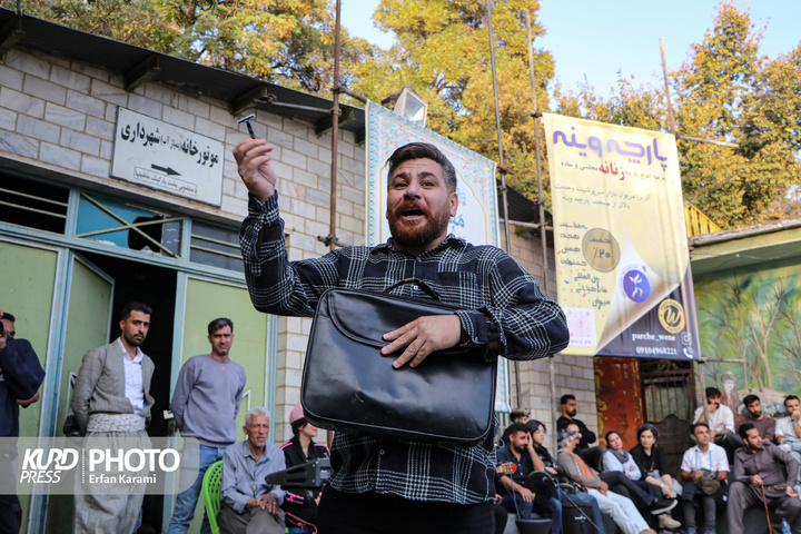 روز چهارم هجدهمین دوره جشنواره بین المللی تئاتر خیابانی مریوان / عکاس : عرفان کرمی